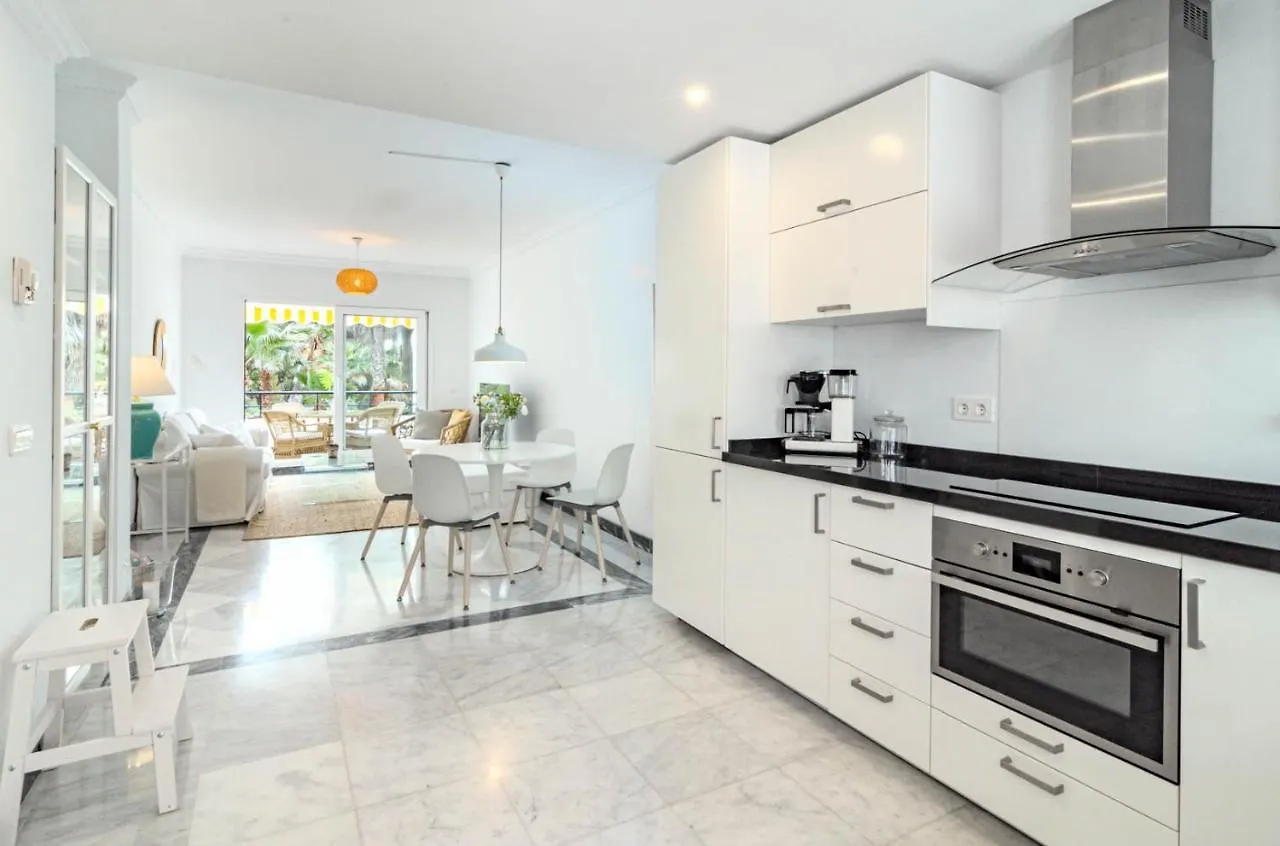 Contemporary 2Br Apt With Terrace In Nueva Andalucia 'The Golf Valley' Apartment Marbella