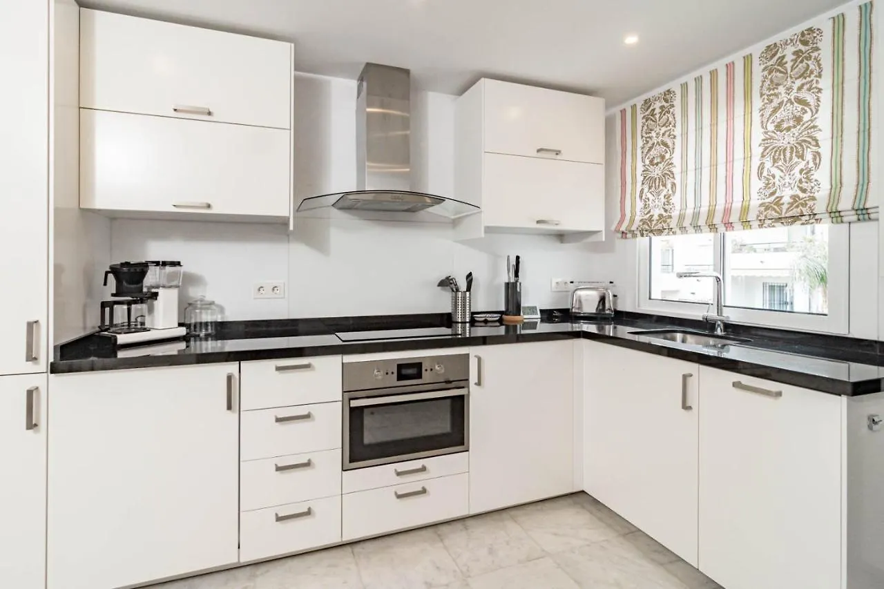 Contemporary 2Br Apt With Terrace In Nueva Andalucia 'The Golf Valley' Apartment Marbella
