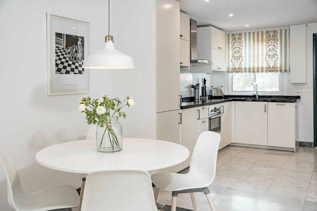 Contemporary 2Br Apt With Terrace In Nueva Andalucia 'The Golf Valley' Apartment Marbella