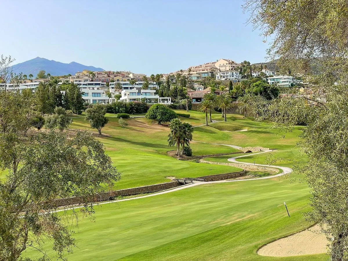 Contemporary 2Br Apt With Terrace In Nueva Andalucia 'The Golf Valley' Apartment Marbella